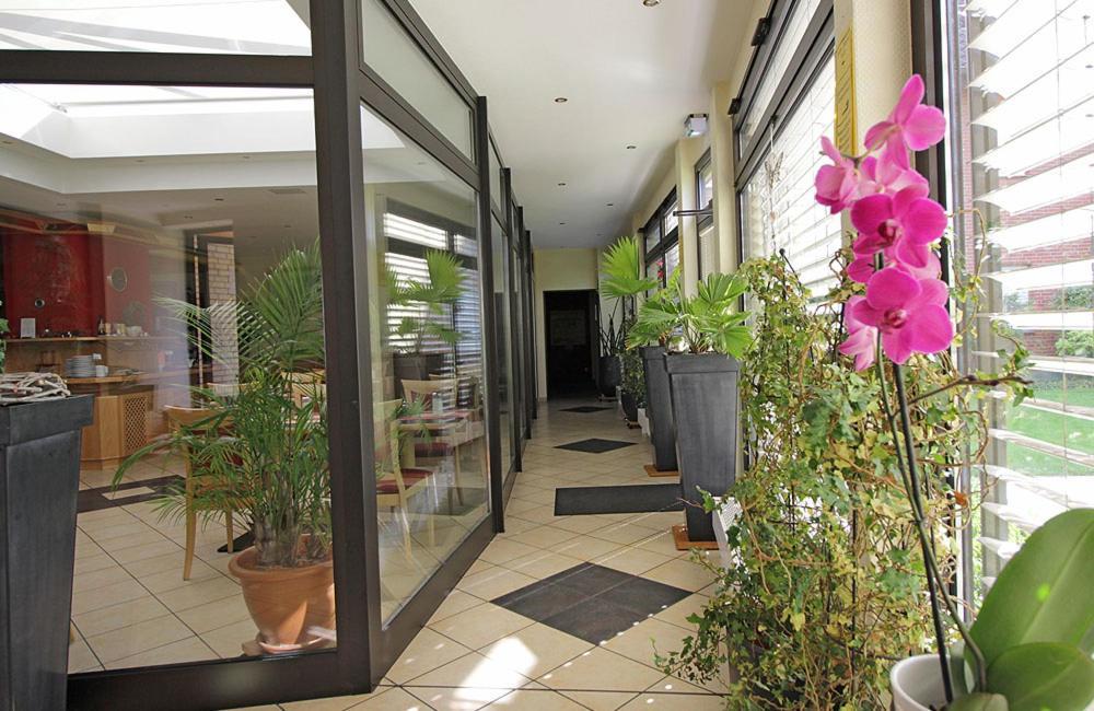 Hotel Lindenkrug Gütersloh Extérieur photo